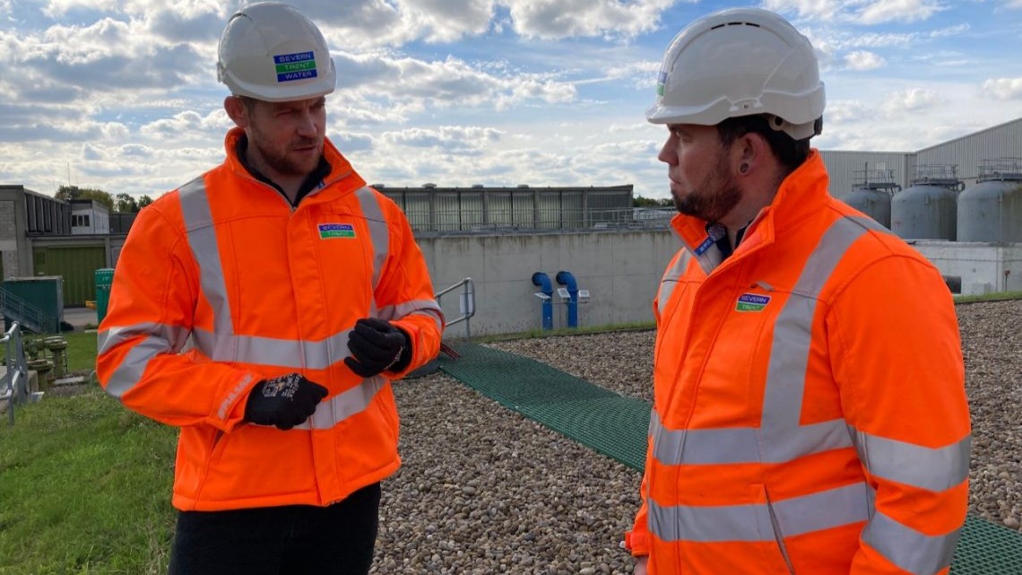 Dr Adam Thompson MP (Right) tours new Severn Trent Church Wilne water treatment works
